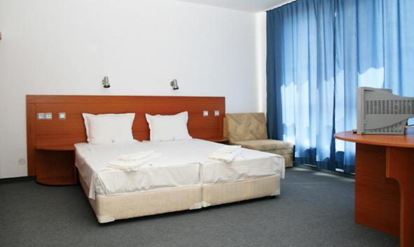 Hotel Veleka Tjernomorets Exteriör bild